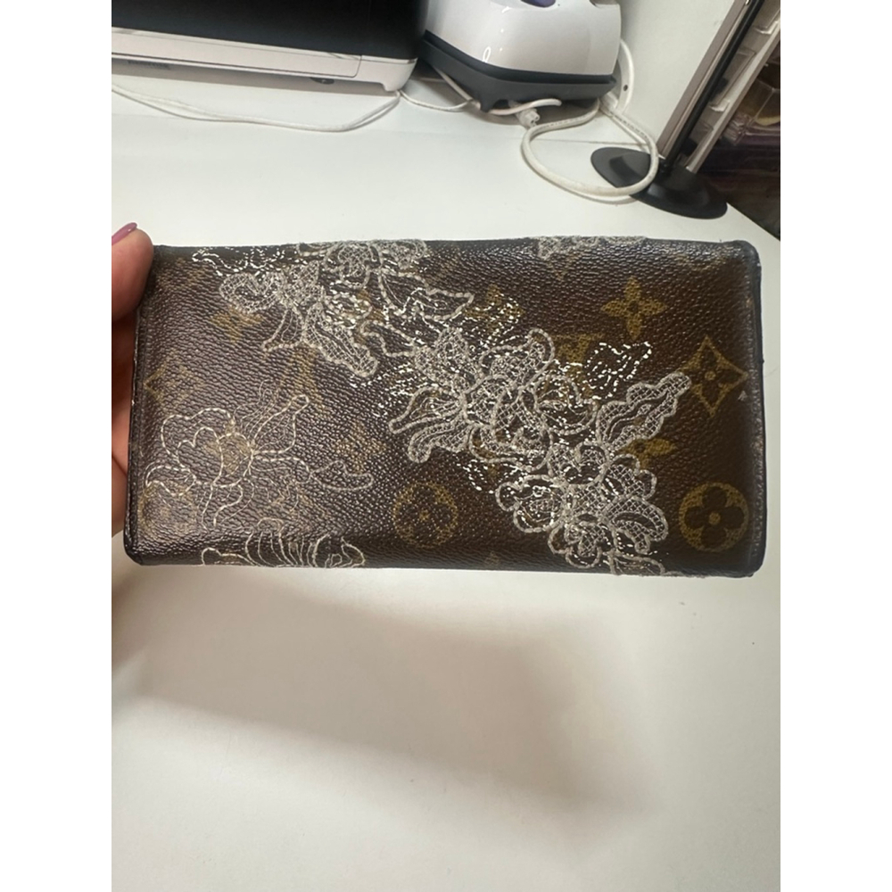 Women's Louis Vuitton Wallet, One Size, Brown with White Floral Print - Picture 4 of 10